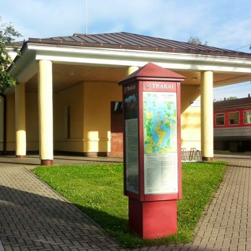 Trakų geležinkelio stotis