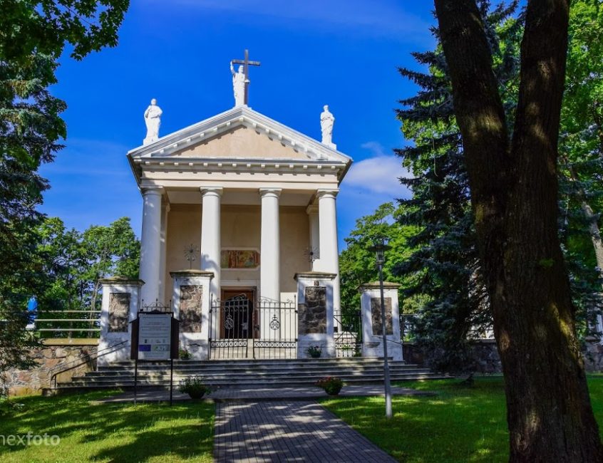 Taujėnų Šv. Kryžiaus Išaukštinimo bažnyčia