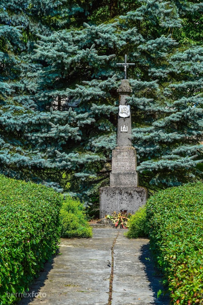 Paminklas Lietuvos nepriklausomybės dešimtmečiui paminėti