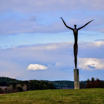 Skulptūra „Jaunystė“