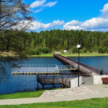 Paplovinio ežeras ir tiltas